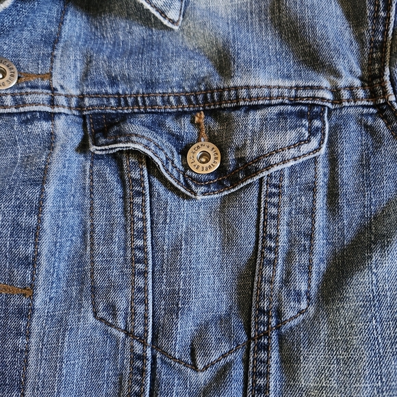 EUC Signature Levi Strauss Jean Jacket - Picture 7 of 14